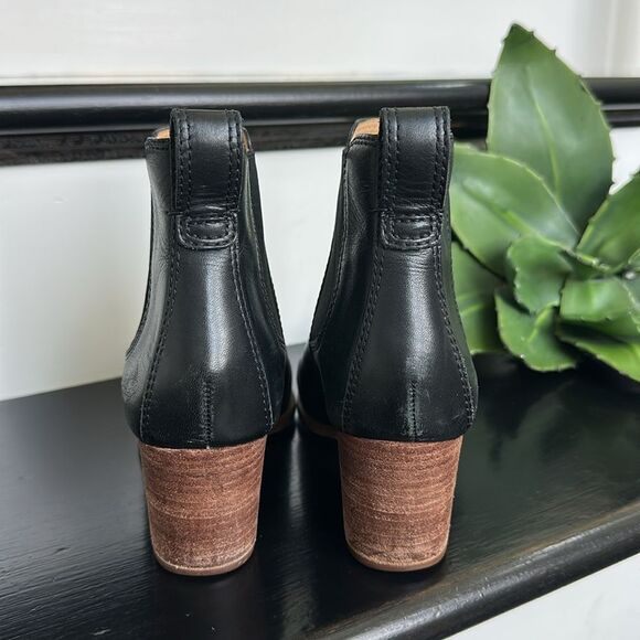 Madewell genuine, leather ankle, booties, versatile, clean women’s 7.5 - Picture 5 of 10